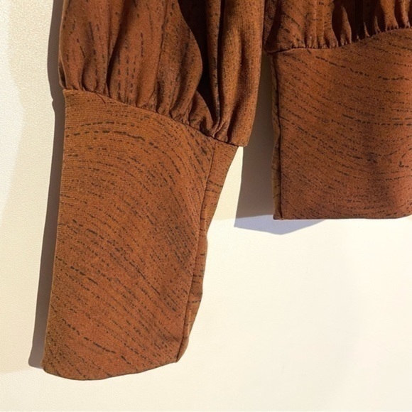 Evereve Dolman Sleeve Top Brown Allison Joy Kattya Blouse Spice/Black Medium NWT - Picture 7 of 9